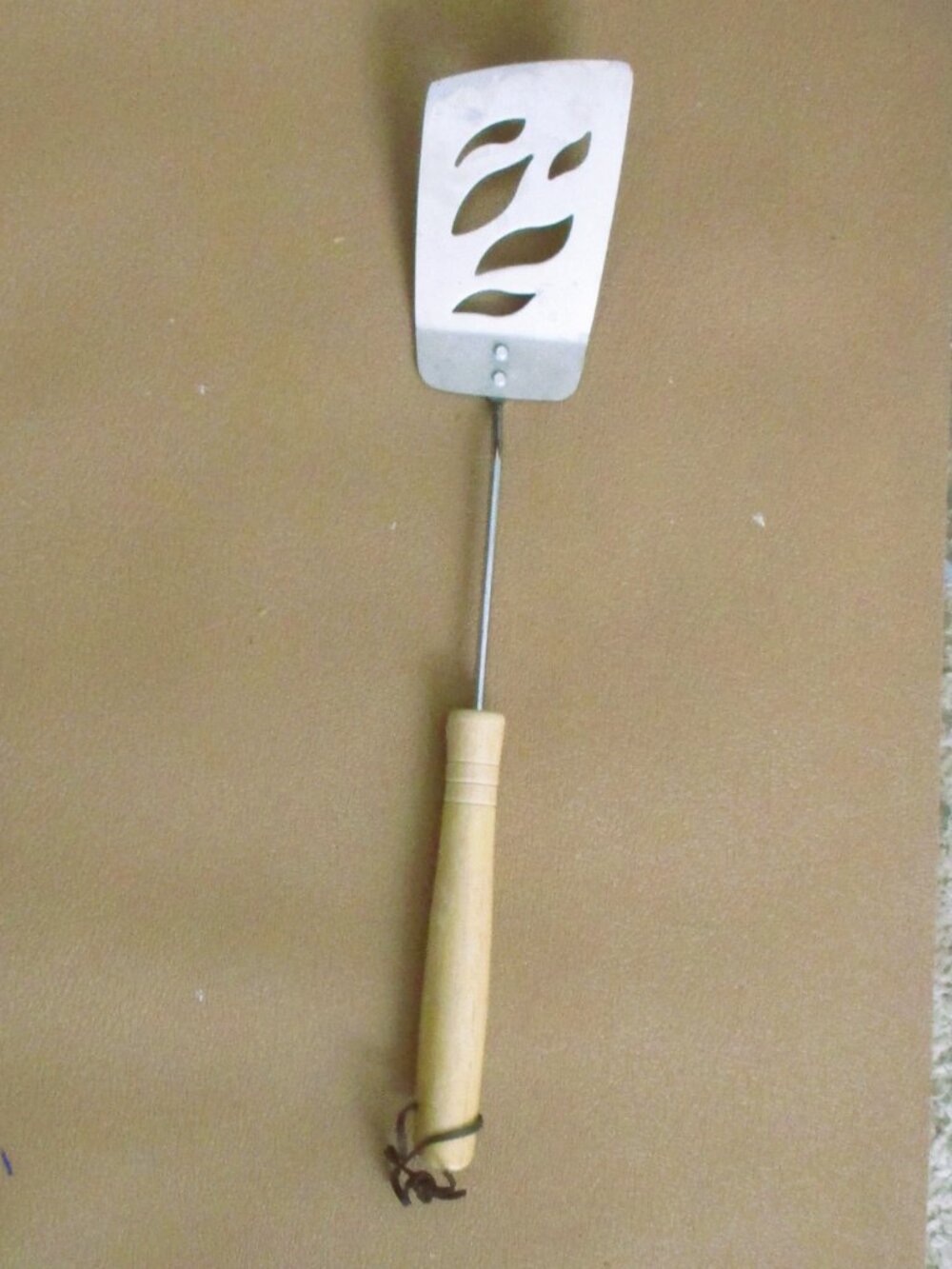 Slotted Stainless Steel Spatula With Wooden Handle 16" For Cooking Or Grilling